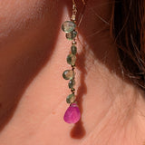 Boucles d’oreilles Pluie d’Apatite Verte & Saphir Rose