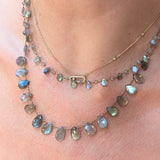 Collier mini pétales et perles labradorite