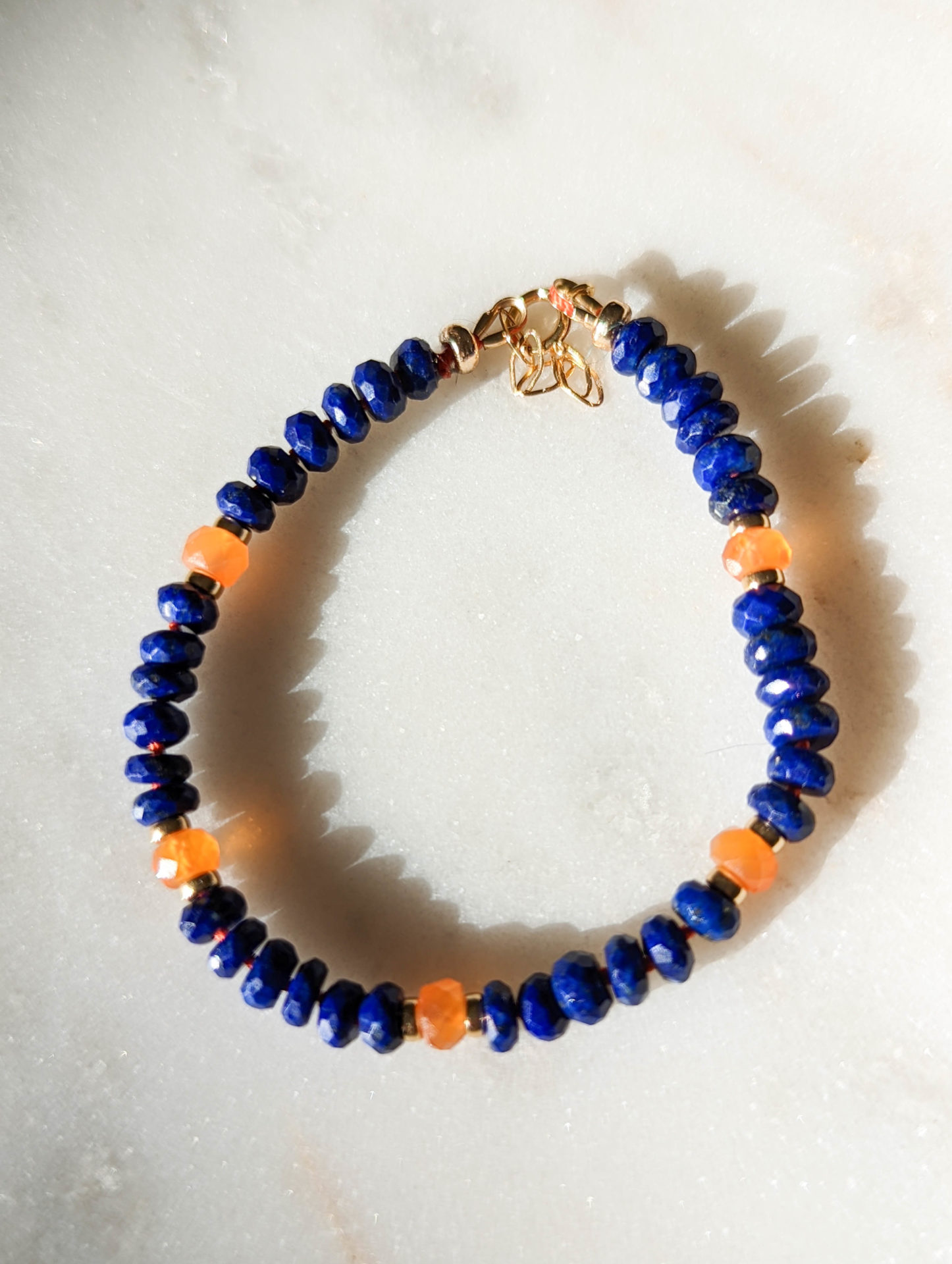 bracelet lapis lazuli et cornaline handknotted